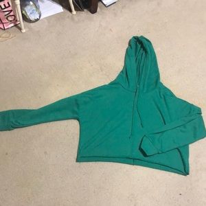 Cropped green sweatshirt